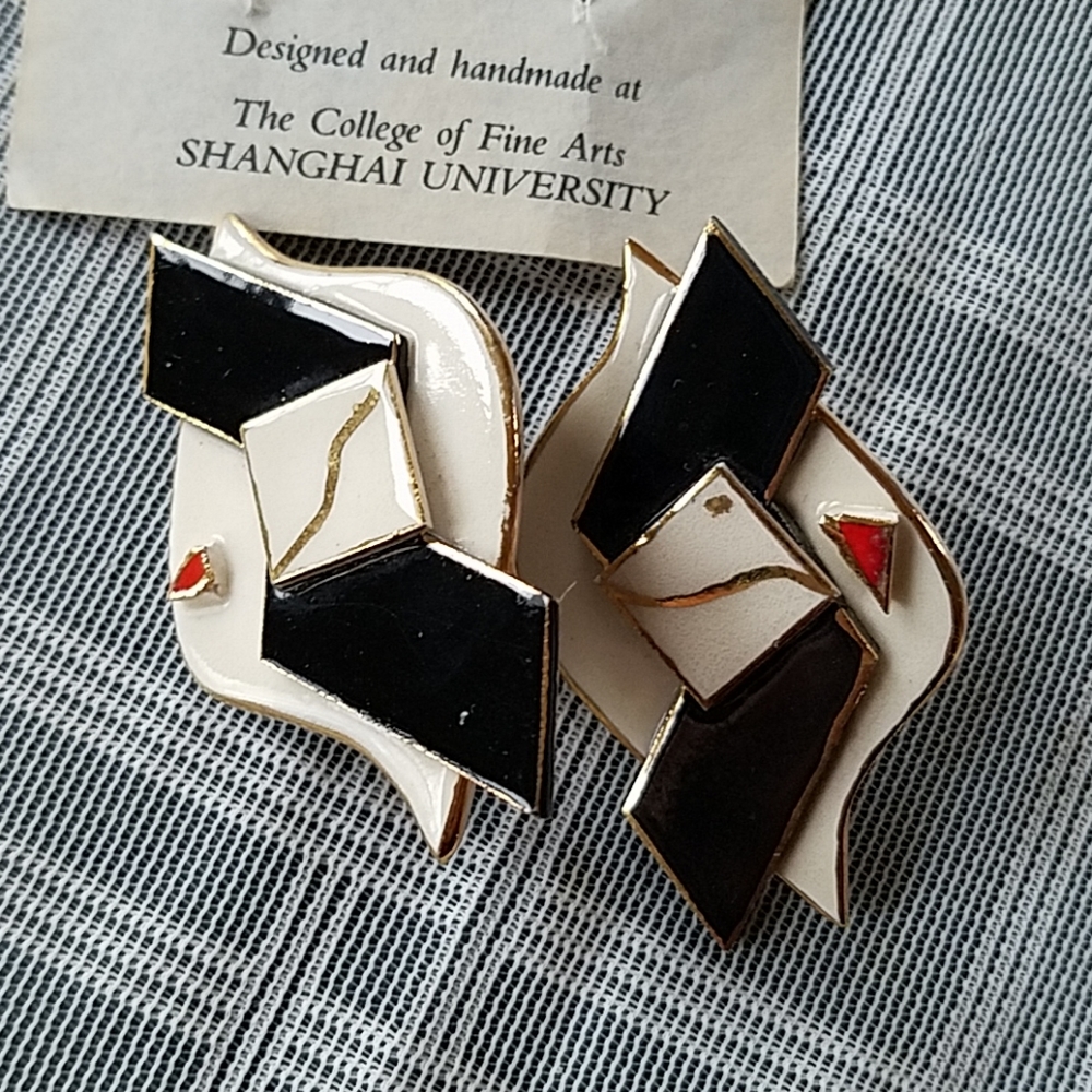 Nanjing Ceramic Enamel Clip Earrings